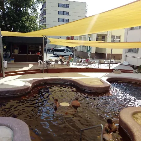 酒店 Baratsag 3*