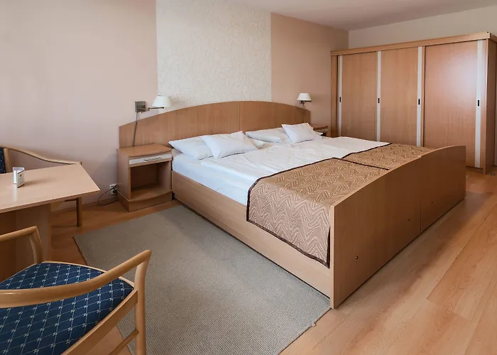 Baratsag Hotell