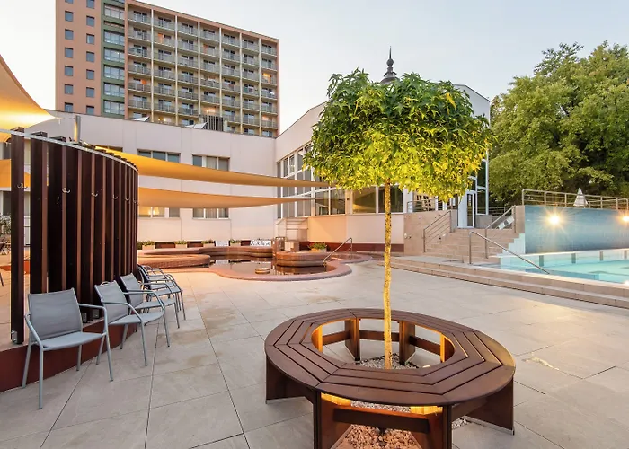 Baratsag Hotell