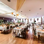 Hotel Baratsag 3*