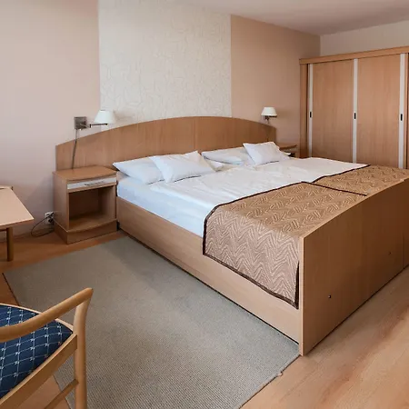 Baratsag Hotel