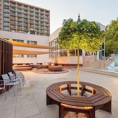 Baratsag Hotel