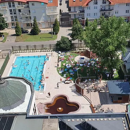 Hotel Barátság