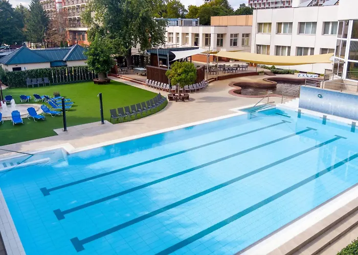 Baratsag Hotel 3*